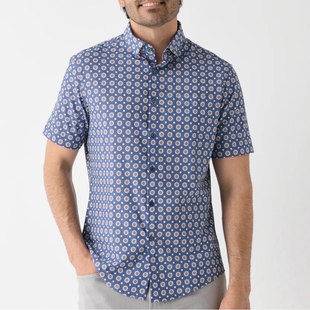 Mizzen + Main 
Men's Trim Leeward Short Sleeve Button-Down Shirt  | XXL